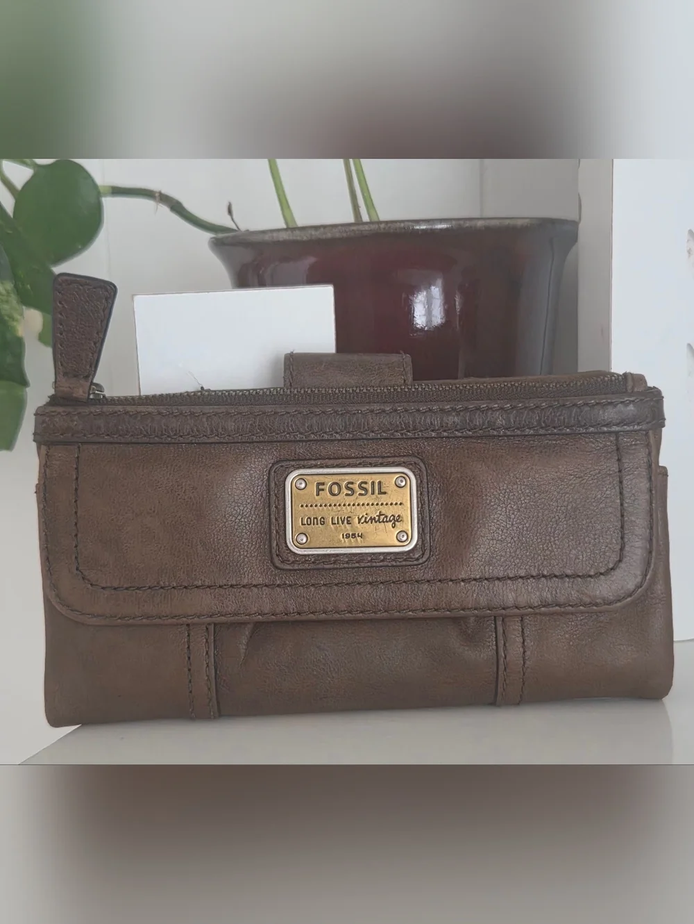 Fossil Long Live Vintage 1954 Leather Organizer Emory Clutch Wallet Dark Brown